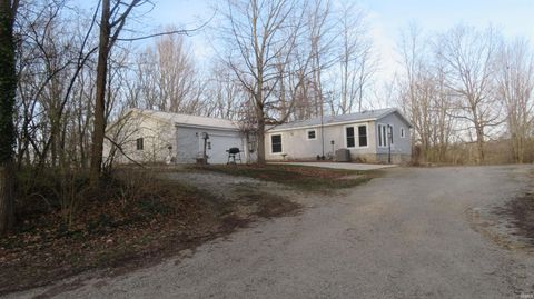 Photo of 6295 LOGANSPORT Road, Logansport, IN 46947 (MLS # 202548360)