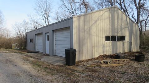 Tiny photo for 6295 LOGANSPORT Road, Logansport, IN 46947 (MLS # 202548360)