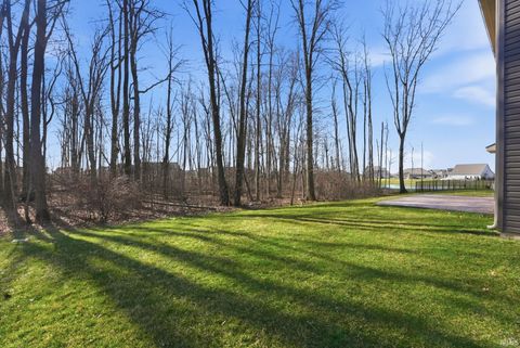 Tiny photo for 5525 Kodiak Trail, Auburn, IN 46706 (MLS # 202611066)