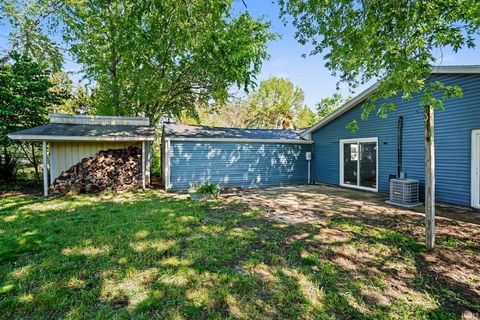 Tiny photo for 3117 Sunnymede Avenue, South Bend, IN 46615 (MLS # 202616342)