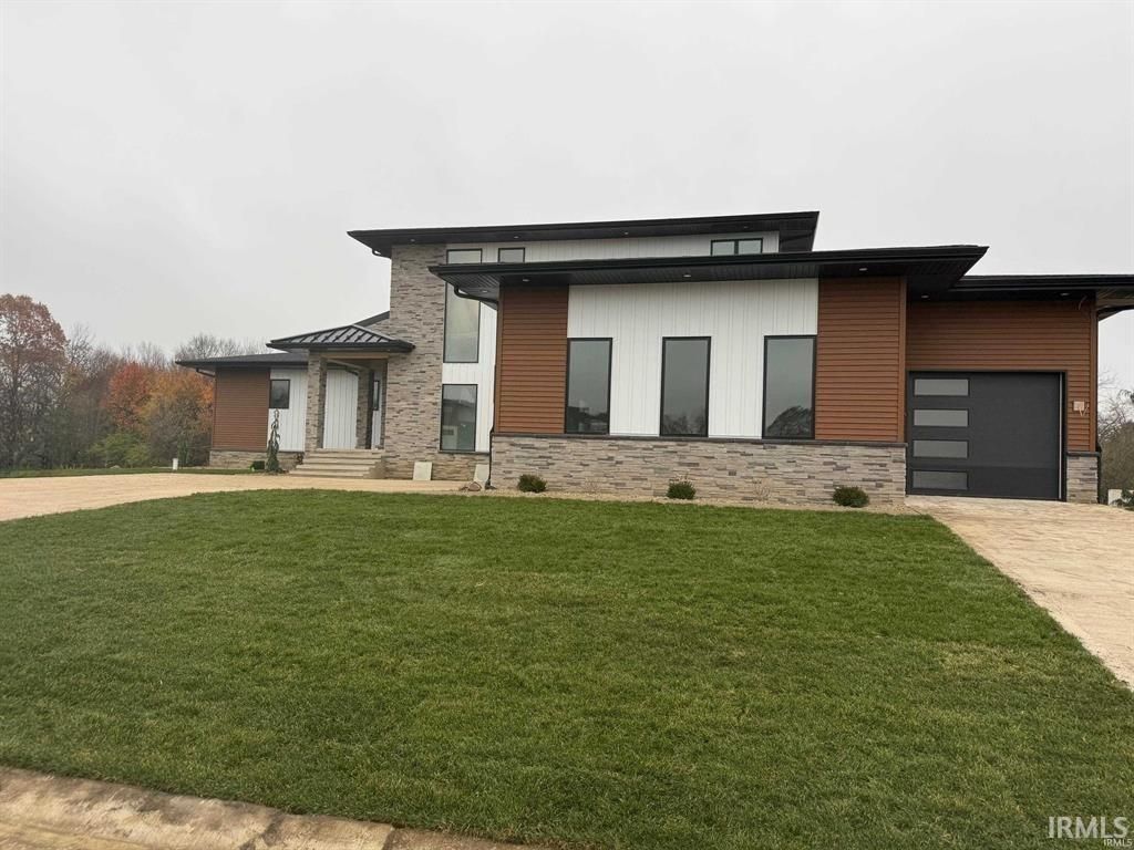 Photo of 14766 Saleem Court, Granger, IN 46530 (MLS # 202547310)