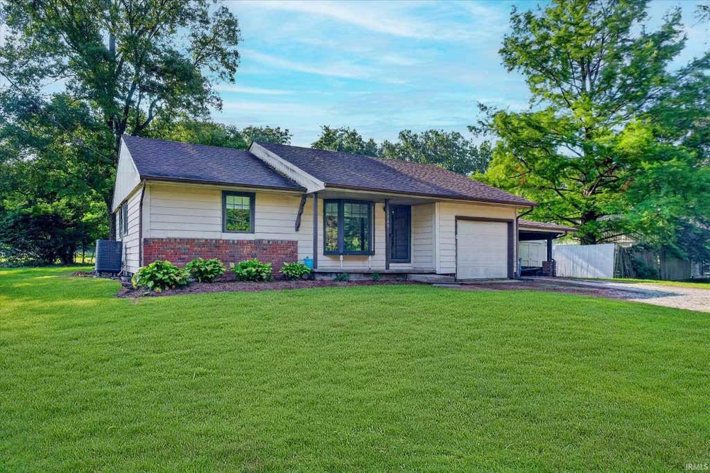 Photo of 3545 S State Road 29, Bringhurst, IN 46913 (MLS # 202629164)
