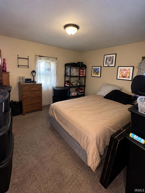 Tiny photo for 1009 S Michigan Street, Burlington, IN 46915 (MLS # 202644406)