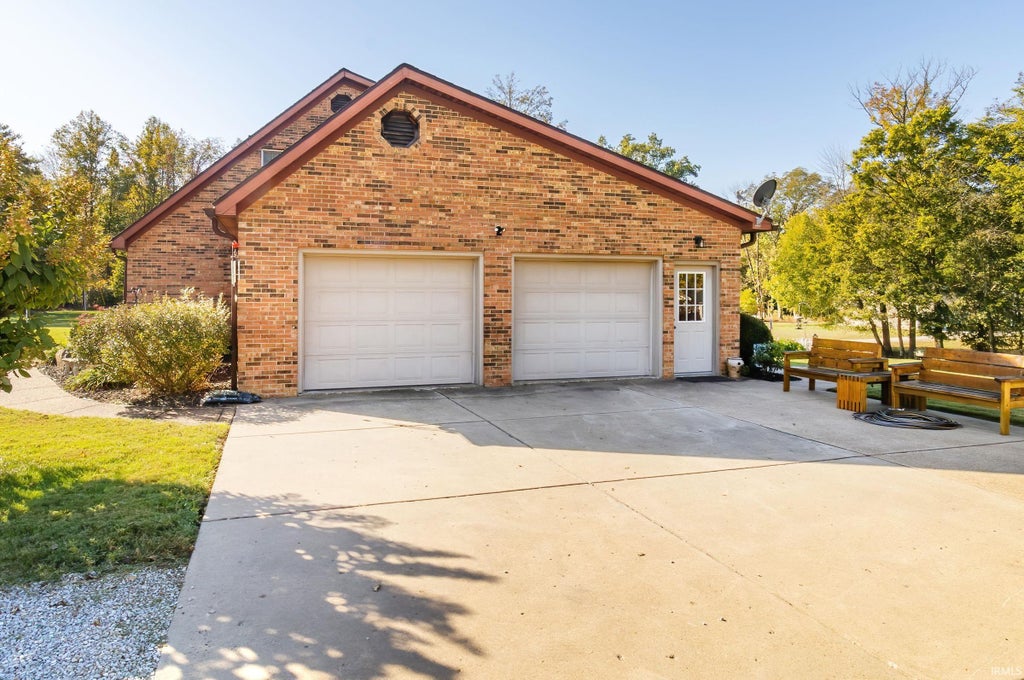 Photo of 5827 Hartmann Road, Mount Vernon, IN 47620 (MLS # 202644405)