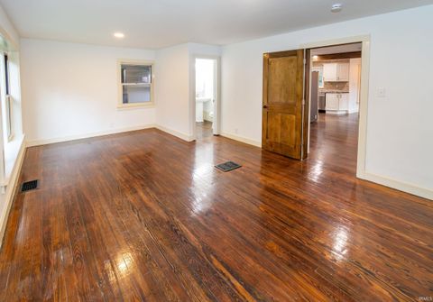 Tiny photo for 9325 Baumgart Road, Evansville, IN 47725 (MLS # 202612392)