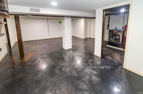 Tiny photo for 9325 Baumgart Road, Evansville, IN 47725 (MLS # 202612392)