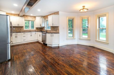 Tiny photo for 9325 Baumgart Road, Evansville, IN 47725 (MLS # 202612392)