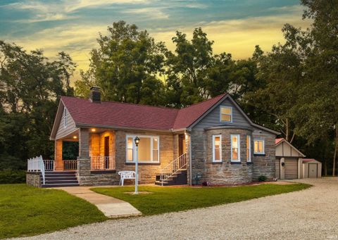 Photo of 9325 Baumgart Road, Evansville, IN 47725 (MLS # 202612392)