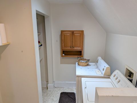 Tiny photo for 15 E main Street, Rossville, IN 46065 (MLS # 202608659)