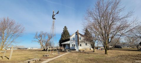 Photo of 3833 S 200 W, Berne, IN 46711 (MLS # 202612710)