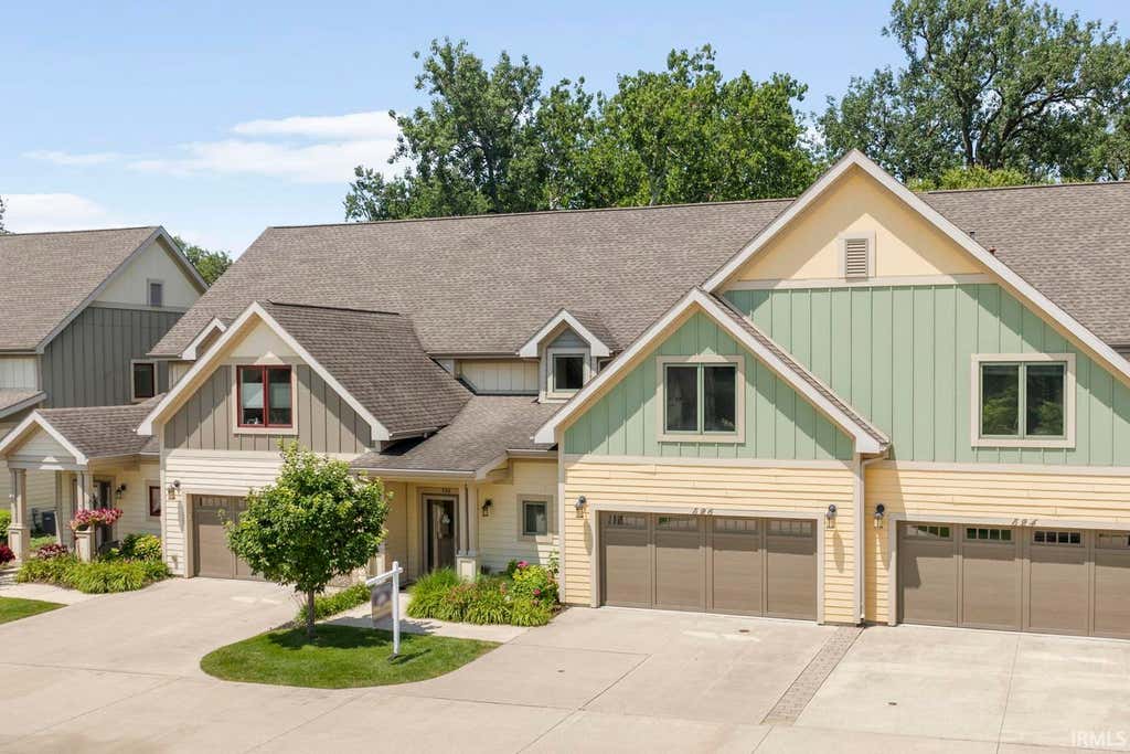 Photo of 526 Kamm Island Place #12, Mishawaka, IN 46544 (MLS # 202628218)