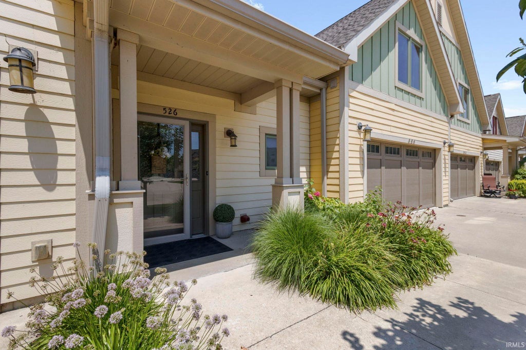 Photo of 526 Kamm Island Place #12, Mishawaka, IN 46544 (MLS # 202628218)