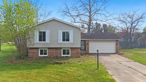Photo of 28694 Rex Court, Elkhart, IN 46514 (MLS # 202613790)