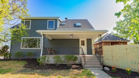 Tiny photo for 1903 Jackson Street, Lafayette, IN 47904 (MLS # 202614535)