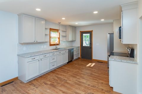 Tiny photo for 1903 Jackson Street, Lafayette, IN 47904 (MLS # 202614535)