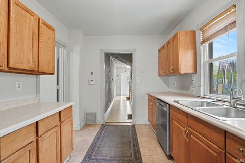 Tiny photo for 190 S Shore Drive, Elkhart, IN 46516 (MLS # 202610889)