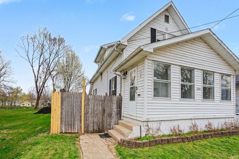 Tiny photo for 190 S Shore Drive, Elkhart, IN 46516 (MLS # 202610889)