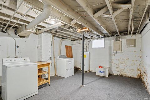 Tiny photo for 190 S Shore Drive, Elkhart, IN 46516 (MLS # 202610889)