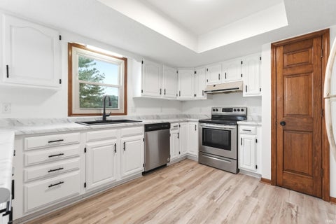 Tiny photo for 14130 Whittern Road, Monroeville, IN 46773 (MLS # 202642078)