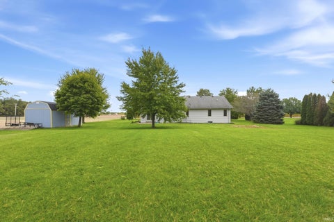 Tiny photo for 14130 Whittern Road, Monroeville, IN 46773 (MLS # 202642078)