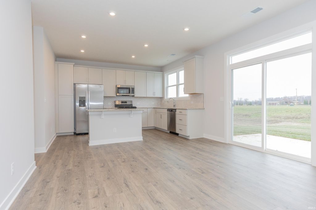 Photo of 4699 Chelmsford Drive, Newburgh, IN 47630 (MLS # 202547843)