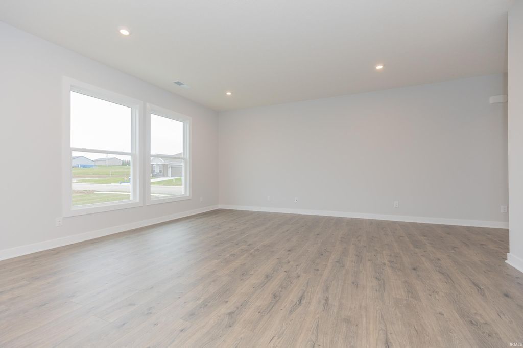 Photo of 4699 Chelmsford Drive, Newburgh, IN 47630 (MLS # 202547843)