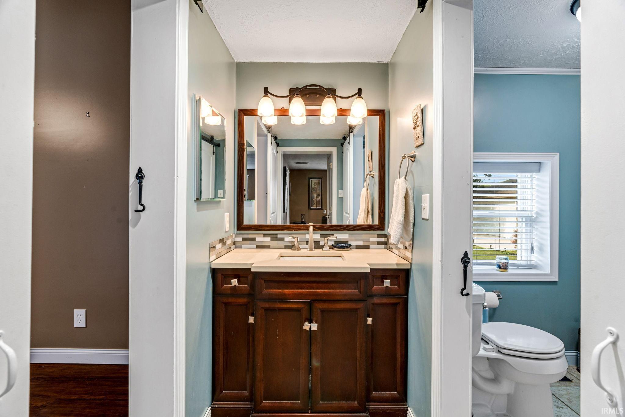 Rockville, Indiana 47872, United States, 3 Bedrooms Bedrooms, ,2 BathroomsBathrooms,Residential,Pending,32629