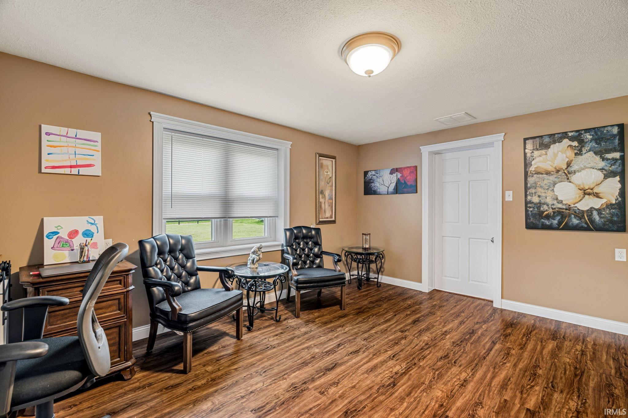 Rockville, Indiana 47872, United States, 3 Bedrooms Bedrooms, ,2 BathroomsBathrooms,Residential,Pending,32629