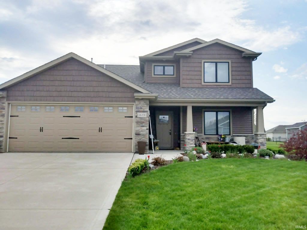 Photo of 1601 Birch Run, Auburn, IN 46706 (MLS # 202614579)