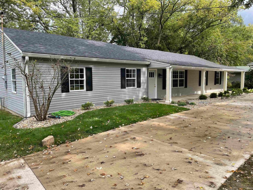 Photo of 4412 W Garver Drive, Muncie, IN 47304 (MLS # 202540599)