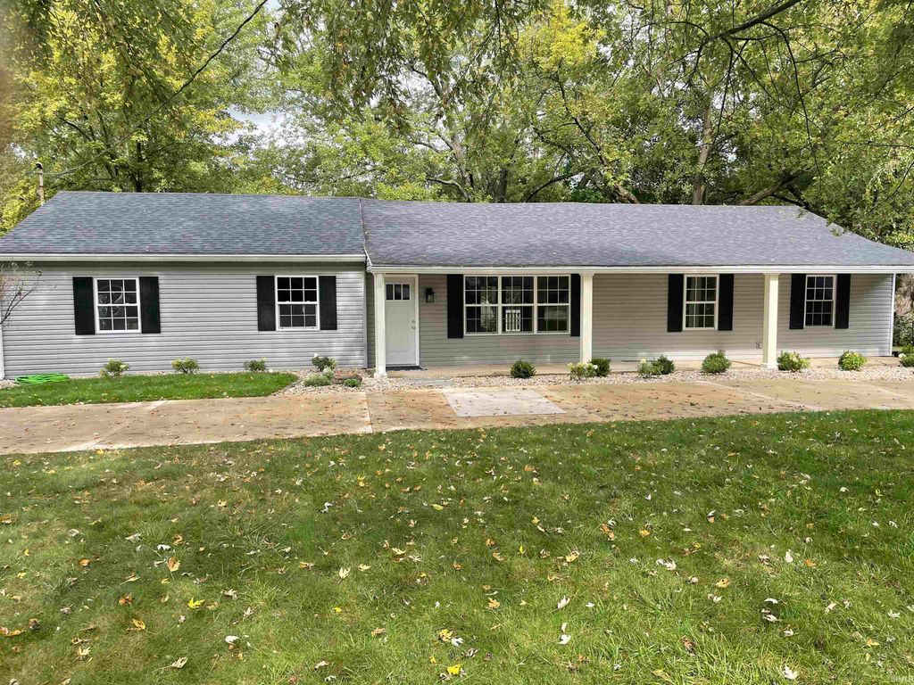 Photo of 4412 W Garver Drive, Muncie, IN 47304 (MLS # 202540599)