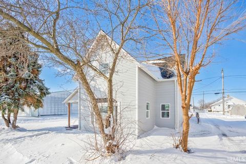 Tiny photo for 1525 N BUCKEYE Street, Kokomo, IN 46901 (MLS # 202602786)