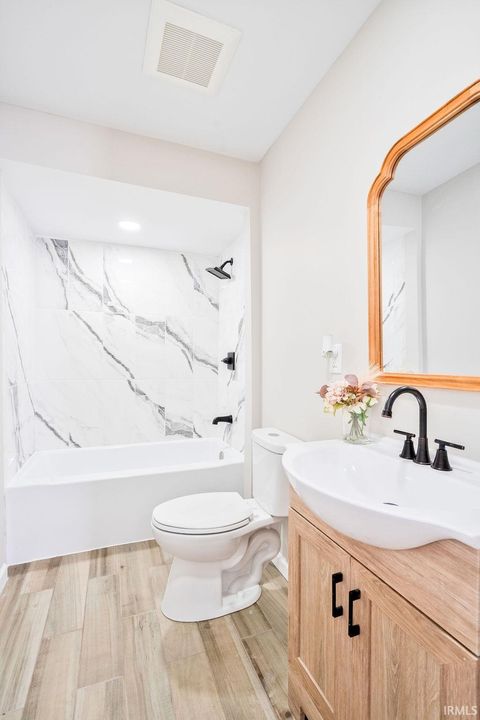 Tiny photo for 1525 N BUCKEYE Street, Kokomo, IN 46901 (MLS # 202602786)