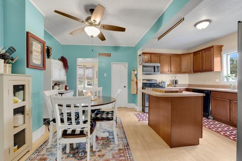 Tiny photo for 1605 E Clark Street, Warsaw, IN 46580 (MLS # 202607566)