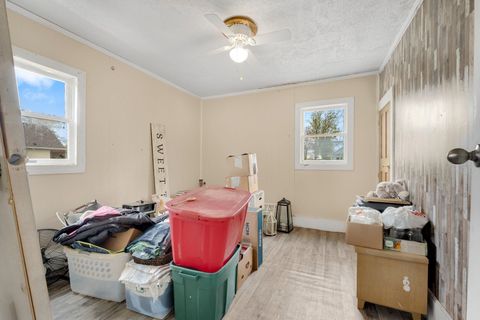 Tiny photo for 1605 E Clark Street, Warsaw, IN 46580 (MLS # 202607566)