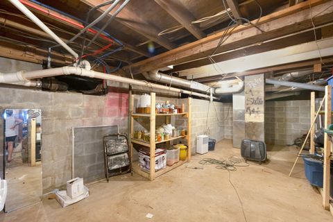 Tiny photo for 1605 E Clark Street, Warsaw, IN 46580 (MLS # 202607566)