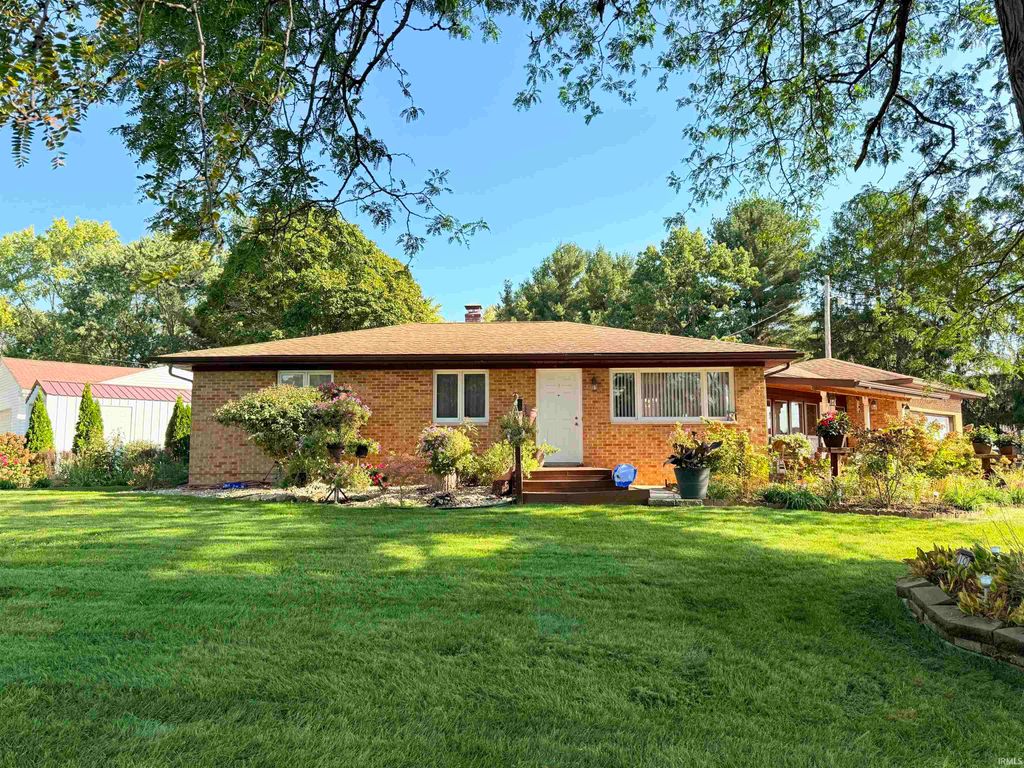 Photo of 53308 Hickory Road, South Bend, IN 46635 (MLS # 202540507)
