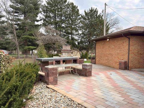 Tiny photo for 53308 Hickory Road, South Bend, IN 46635 (MLS # 202540507)