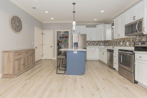 Tiny photo for 5018 Paddock Drive, Evansville, IN 47715 (MLS # 202622425)