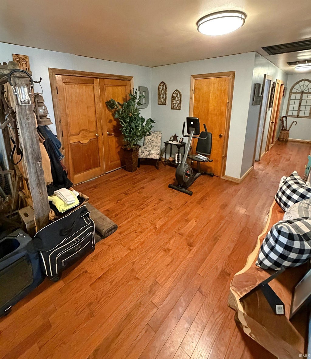Photo of 5862 E Freelandville Road, Oaktown, IN 47561 (MLS # 202622377)