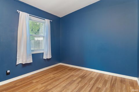 Tiny photo for 2516 Oxford Street, Lafayette, IN 47909 (MLS # 202532593)