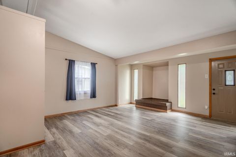 Tiny photo for 2516 Oxford Street, Lafayette, IN 47909 (MLS # 202532593)