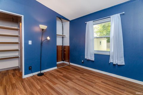 Tiny photo for 2516 Oxford Street, Lafayette, IN 47909 (MLS # 202532593)