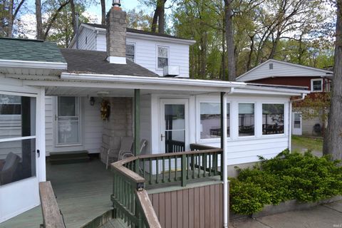 Tiny photo for 10922 N Lower Lake Shore Drive, Monticello, IN 47960 (MLS # 202616430)