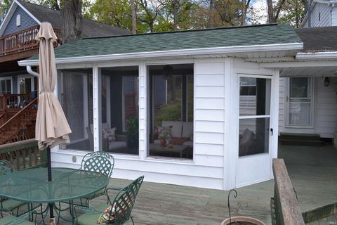 Tiny photo for 10922 N Lower Lake Shore Drive, Monticello, IN 47960 (MLS # 202616430)