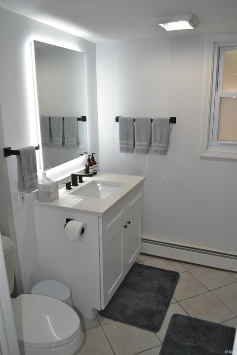 Tiny photo for 10922 N Lower Lake Shore Drive, Monticello, IN 47960 (MLS # 202616430)