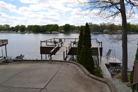 Tiny photo for 10922 N Lower Lake Shore Drive, Monticello, IN 47960 (MLS # 202616430)
