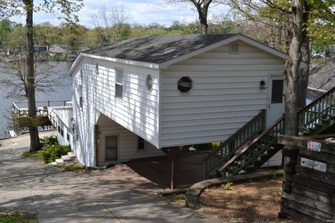 Tiny photo for 10922 N Lower Lake Shore Drive, Monticello, IN 47960 (MLS # 202616430)