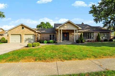 Tiny photo for 532 Sagebrush Drive, Kokomo, IN 46901 (MLS # 202642989)
