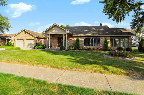 Tiny photo for 532 Sagebrush Drive, Kokomo, IN 46901 (MLS # 202642989)